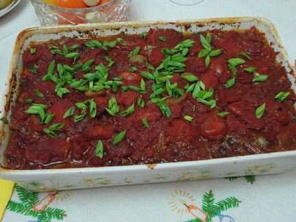 3. Готовое блюдо посыпать зеленью по вкусу. Из-за достаточного количества овощей в самом блюде, можно подавать без гарнира. 3. Готовое блюдо посыпать зеленью по вкусу. Из-за достаточного количества овощей в самом блюде, можно подавать без гарнира.