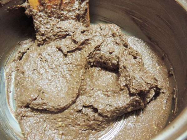 Добавляем наше арахисовое пралине и перемешиваем. Как же вкусно получилось! Добавляем наше арахисовое пралине и перемешиваем. Как же вкусно получилось!