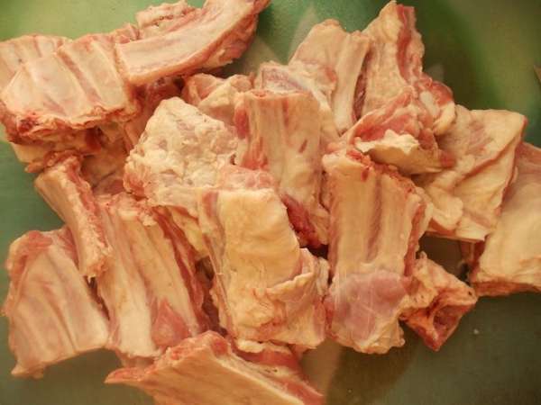 Тем временем подготовить и порезать мясо. Тем временем подготовить и порезать мясо.