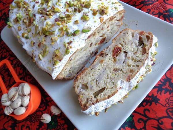 И наслаждаться сочный, ароматным, фруктовым кексом! :)
Приятного аппетита! И наслаждаться сочный, ароматным, фруктовым кексом! :)
Приятного аппетита!