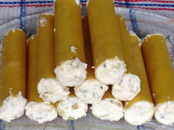 Каннелони наполнить начинкой при помощи кофейной ложечки или кондитерского мешка ......... Каннелони наполнить начинкой при помощи кофейной ложечки или кондитерского мешка .........