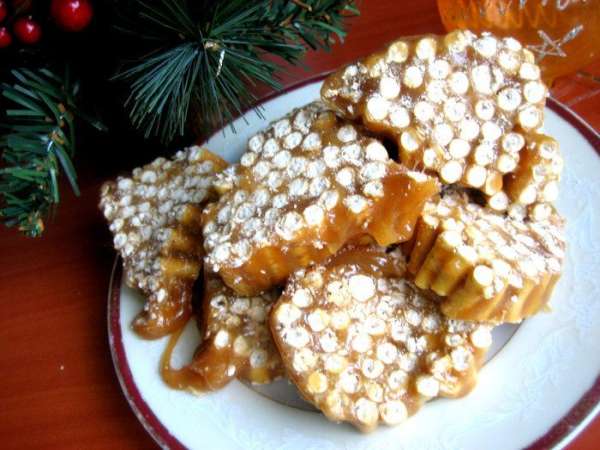 Получается целая тарелка вкусного печенья из обычной соломки!!