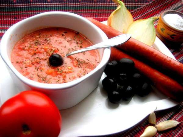 Очень вкусно с охотничьими колбасками и чёрным хлебом)))