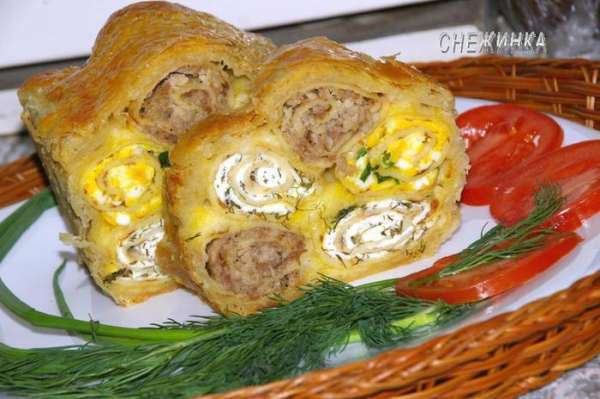 Или удивительно вкусным и насыщенным закусочным пирогом: http://www.edimdoma.ru/retsepty/39789