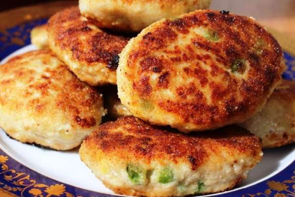 Подавать горячими. Очень вкусно и сочно.