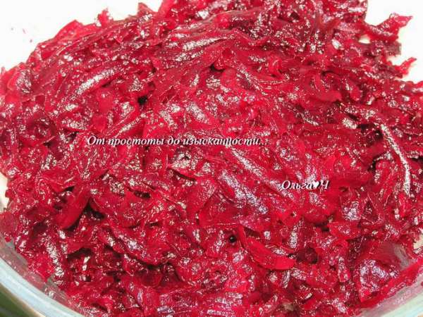 Остудить, очистить, натереть на терке.