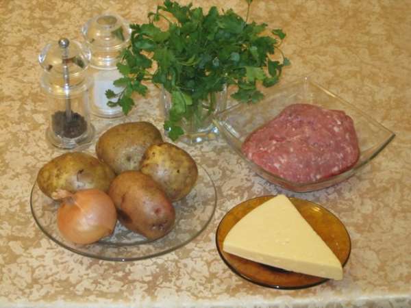 Подготовить продукты: мясной фарша, картофель, репчатый лук, сыр, зелень. Подготовить продукты: мясной фарша, картофель, репчатый лук, сыр, зелень.