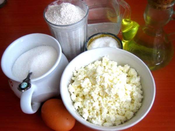 Продукты...Я всё уменьшила в 2 раза,только яйцо не стала делить)))