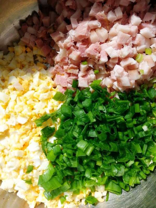 От себя я еще добавила зелень: зеленый лук и можно еще укроп. Очень вкусно! От себя я еще добавила зелень: зеленый лук и можно еще укроп. Очень вкусно!
