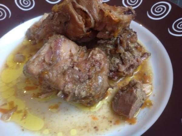 На следующий день, когда кролик настоится, он будет еще вкуснее, но обычно он съедается сразу.


Приятного аппетита!!!