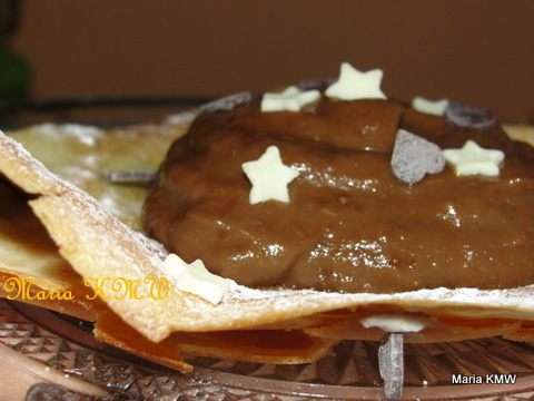 Попробуйте блинчики с кремом и по этому рецепту.
http://www.edimdoma.ru/recipes/37156 Попробуйте блинчики с кремом и по этому рецепту.
http://www.edimdoma.ru/recipes/37156