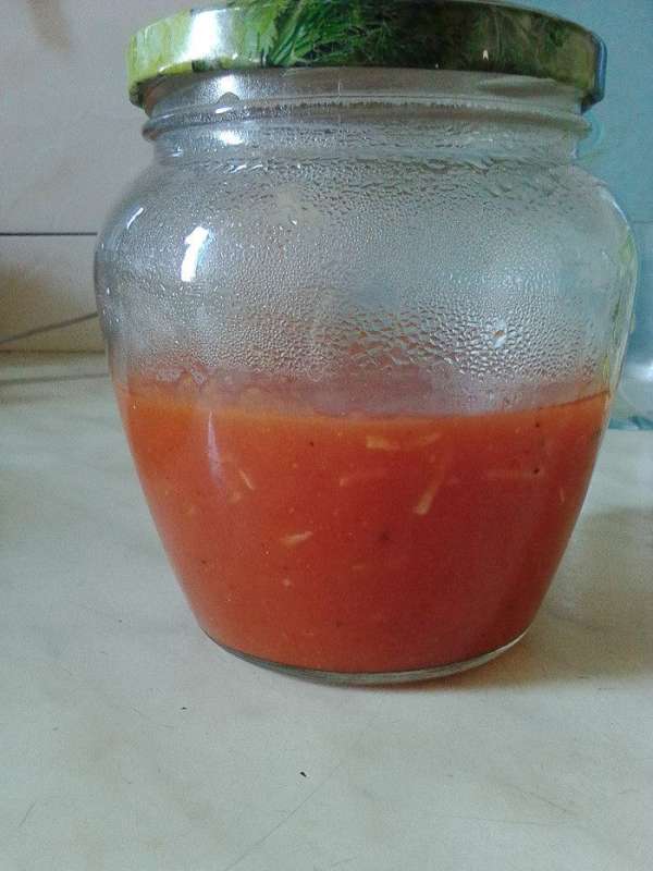 Вот сколько соуса у меня образовалось из ' отходов', его можно подать к мясу, рыбе или пасте, на Ваш выбор. Вот сколько соуса у меня образовалось из ' отходов', его можно подать к мясу, рыбе или пасте, на Ваш выбор.