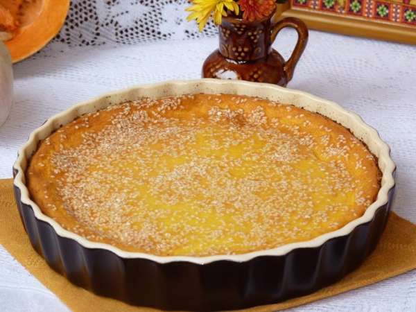 Готово! Вкусно и теплом и в холодном виде. Мы любим теплую со сметаной и медом.