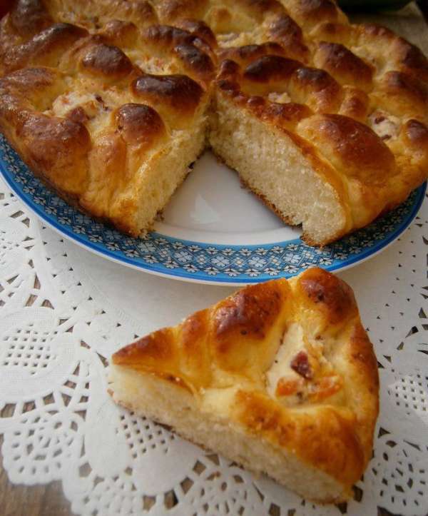 Кому кусочек вкусного пирога?
Угощайтесь!!!