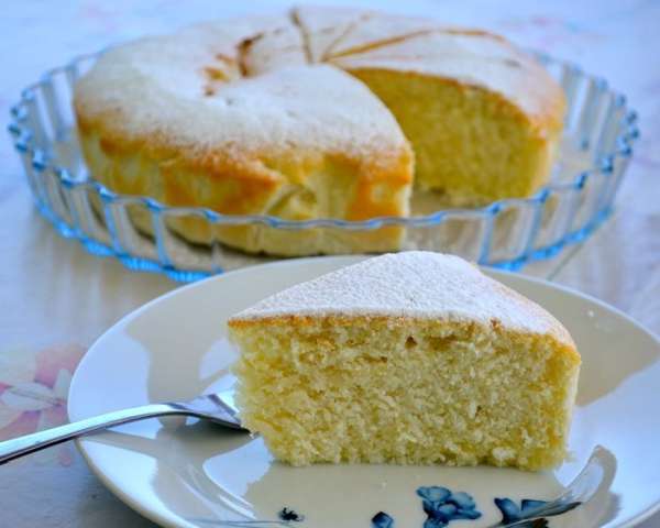 А это другой очень вкусный Лимонный пирог на белках от Ирочки (irushka78) http://www.edimdoma.ru/retsepty/62514-limonnyy-pirog-na-belkah. Очень удачный способ утилизации залежавшихся белков! Понравился всем)) А это другой очень вкусный Лимонный пирог на белках от Ирочки (irushka78) http://www.edimdoma.ru/retsepty/62514-limonnyy-pirog-na-belkah. Очень удачный способ утилизации залежавшихся белков! Понравился всем))