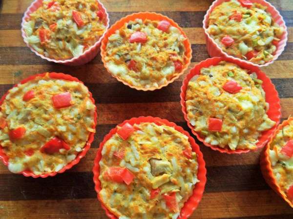 Здесь они уже остывшие. Вкусно и в теплом, и в холодном виде. Здесь они уже остывшие. Вкусно и в теплом, и в холодном виде.