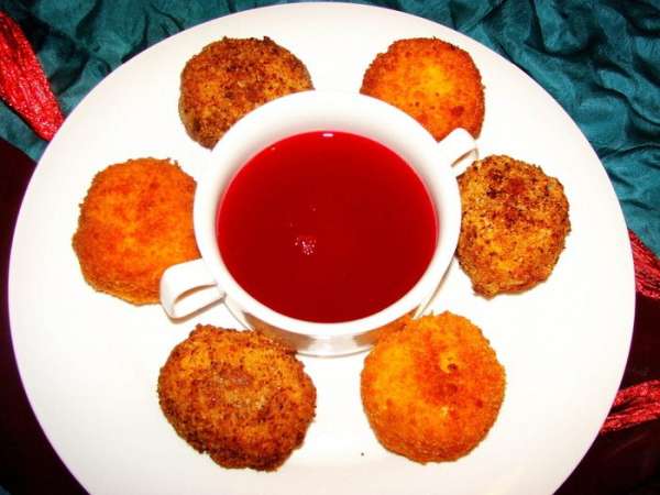 Подать с клюквенным соусом. Подать с клюквенным соусом.