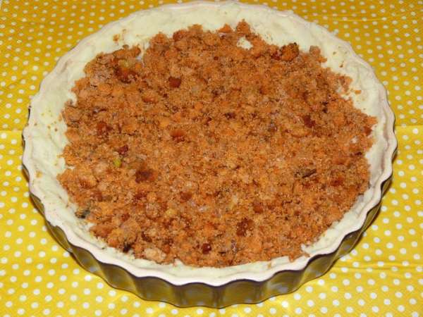 Начинка — икра, поперчить и посолить по вкусу.