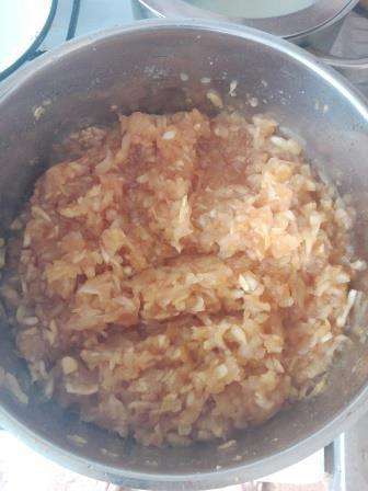 Когда остынет, ставим повторно на газ и снова доводим до кипения. Эту процедуру я повторила 4 раза, т. к. хотела оставить текстуру яблок. Когда остынет, ставим повторно на газ и снова доводим до кипения. Эту процедуру я повторила 4 раза, т. к. хотела оставить текстуру яблок.
