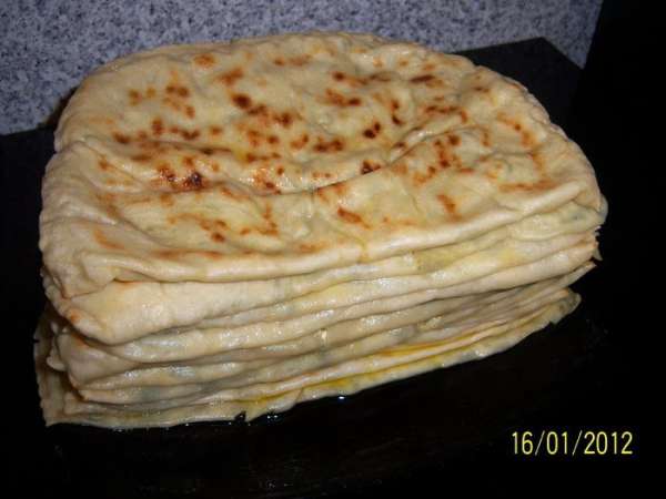 когда все будут готовы разрежьте их на куски, как вам удобно. Очень вкусно со сладким чаем. Приятного аппетита!!! когда все будут готовы разрежьте их на куски, как вам удобно. Очень вкусно со сладким чаем. Приятного аппетита!!!
