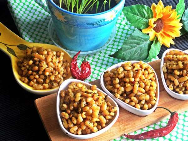 Фасоль потеряла мягкость, но приобрела много новых ароматов и вкусов, стала остренькая. 