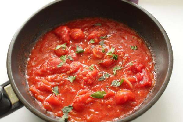 Посолить, поперчить по вкусу. 