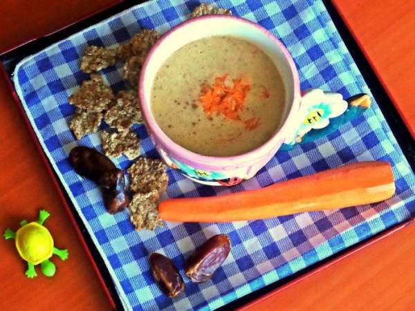 Много моркови Вы не съедите, а вот в таком коктейле получите порцию сочной морковки, она тут даже и не заметна! Много моркови Вы не съедите, а вот в таком коктейле получите порцию сочной морковки, она тут даже и не заметна!