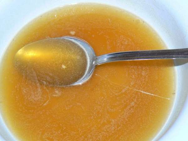 Остывший пирог залить сиропом (я предварительно потыкала его зубочисткой, чтобы сиропа больше проникло внутрь).
Приятного аппетита!
Остывший пирог залить сиропом (я предварительно потыкала его зубочисткой, чтобы сиропа больше проникло внутрь).
Приятного аппетита!
