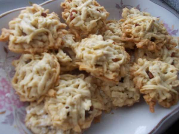 Печенько получается очень вкусное и ароматное,приятного аппетита!!!!