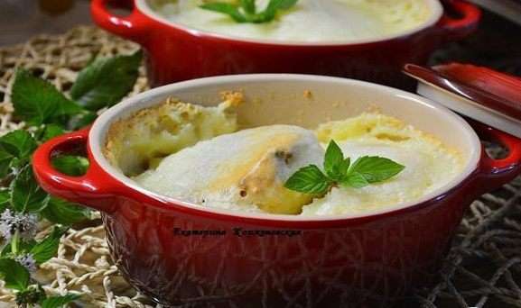 Сметану с сахаром взбить миксером и залить сырники.
Выпекать при 180°С 20 минут.
Приятного аппетита! Сметану с сахаром взбить миксером и залить сырники.
Выпекать при 180°С 20 минут.
Приятного аппетита!