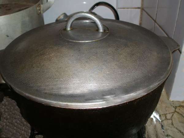 крышкой и