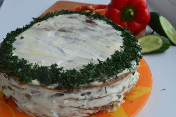 Получается вот такой тортик, украшаем по желанию и по наличию фантазии :) Получается вот такой тортик, украшаем по желанию и по наличию фантазии :)