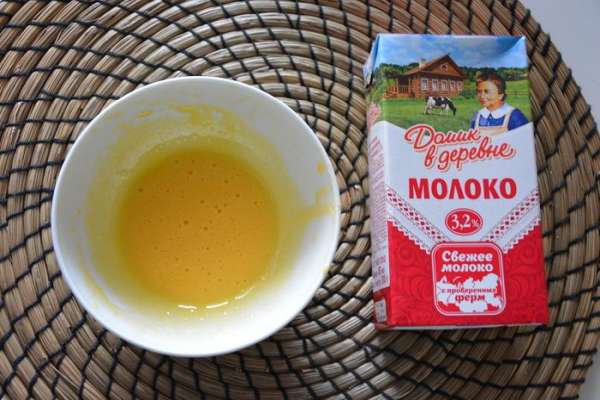 Желток растереть с сахаром. Желток растереть с сахаром.