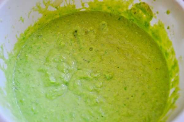 взбить все ингредиенты в однородную массу.Приправить по вкусу солью,перцем и сахаром.Готовый паштет охладить. взбить все ингредиенты в однородную массу.Приправить по вкусу солью,перцем и сахаром.Готовый паштет охладить.