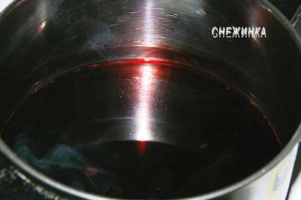 Добавляем бальзамический уксус, варим 5 минут. Добавляем бальзамический уксус, варим 5 минут.