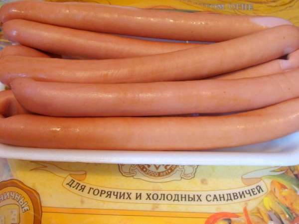 У меня были большие лепешки и сосиски пришлось взять самые длинные. У меня были большие лепешки и сосиски пришлось взять самые длинные.