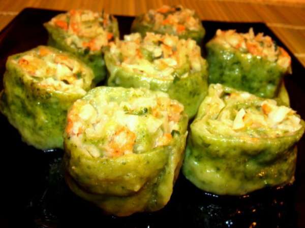 Выключить и выложить на тарелку, лучше сразу порционно. Очень вкусно с соевым соусом или сметаной. Да и так просто тоже! Только с майонезом молю не надо кушать, он напрочь убивает все вкусы и ароматы!!! Выключить и выложить на тарелку, лучше сразу порционно. Очень вкусно с соевым соусом или сметаной. Да и так просто тоже! Только с майонезом молю не надо кушать, он напрочь убивает все вкусы и ароматы!!!