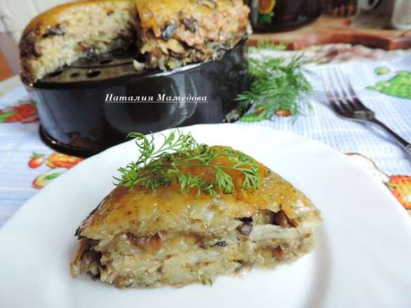 А вот и кусочек, горячим форму держит не очень, но если если запеканке удастся остыть, то резаться на порции она будет хорошо.
Приятного аппетита! А вот и кусочек, горячим форму держит не очень, но если если запеканке удастся остыть, то резаться на порции она будет хорошо.
Приятного аппетита!