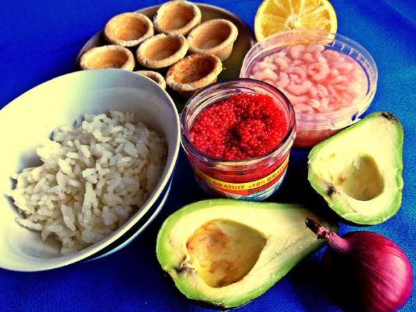 Нужные для начинки продукты. Нужные для начинки продукты.