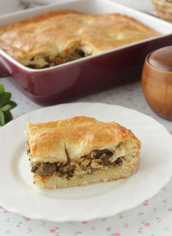 И кусочек.