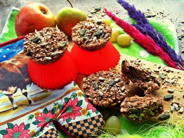Вот такие хлебцы испеклись за 2 минуты! Ничем не отличишь от хлеба!