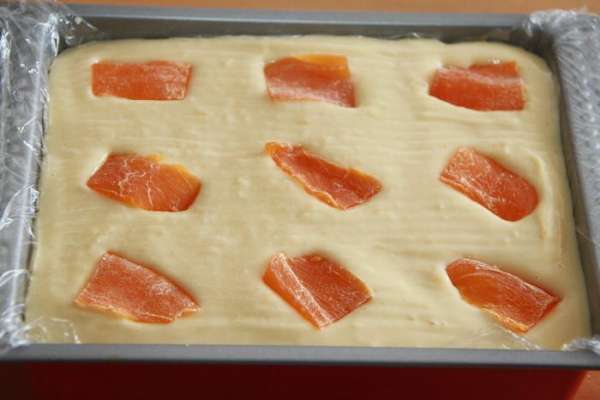 Сливочный слой подтаивает и по вкусу напоминает мороженое. Печенье пропитывается кремом и становится мягким. Спелое манго тает во рту. Праздник вкуса! Наслаждайтесь!