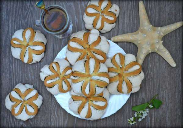 Выпекать маковники. Выпекать маковники.