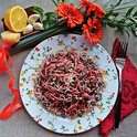Необычно: http://www.edimdoma.ru/retsepty/73178-svekolno-shpinatnaya-pikantnaya-pasta Необычно: http://www.edimdoma.ru/retsepty/73178-svekolno-shpinatnaya-pikantnaya-pasta