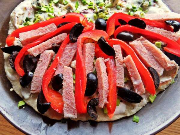 Маслины в этой начинке тоже. Маслины в этой начинке тоже.