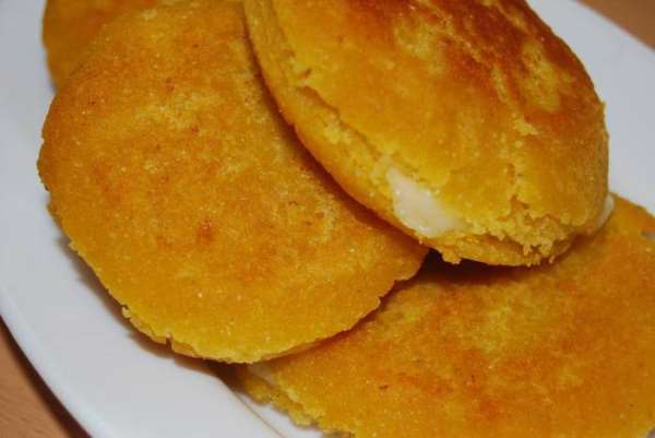 Шампур с шашлыком + мчади +теплая компания= настоящий грузинский обед или ужин!