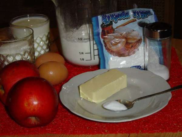 Подготавливаем продукты для пирога. Подготавливаем продукты для пирога.