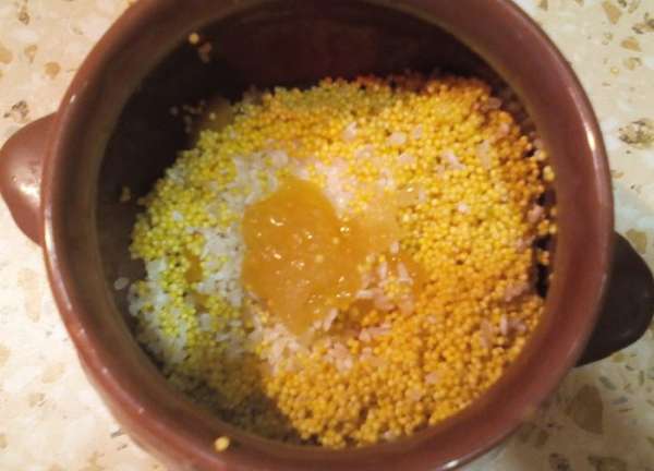Добавить мед, по вкусу 1-2 ст.л. нерафинированного растительного масла. Добавить мед, по вкусу 1-2 ст.л. нерафинированного растительного масла.