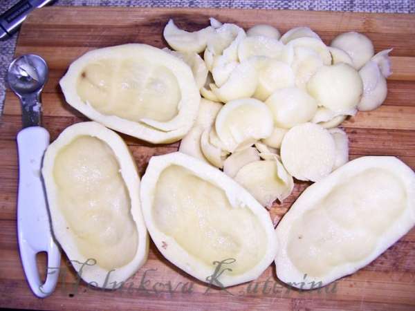 Для маринада чеснок пропустить через пресс. Если вы используете свежие травы, тогда их предварительно порубить. Погрузить в блендер чеснок, травы, растительное масло, небольшое кол-во соли и перетереть. Можно маринад сделать и без использования блендера, главное мелко порубить зелень и растереть с чесноком, солью и маслом. Для маринада чеснок пропустить через пресс. Если вы используете свежие травы, тогда их предварительно порубить. Погрузить в блендер чеснок, травы, растительное масло, небольшое кол-во соли и перетереть. Можно маринад сделать и без использования блендера, главное мелко порубить зелень и растереть с чесноком, солью и маслом.