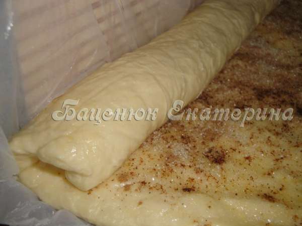 Сворачиваем рулет.